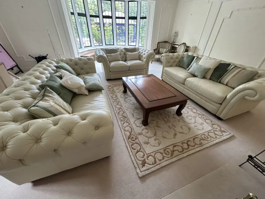 Chesterfield sofa set