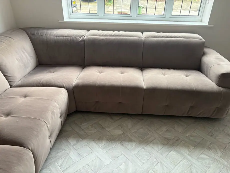 Natuzzi Intenso corner sofa in Dove