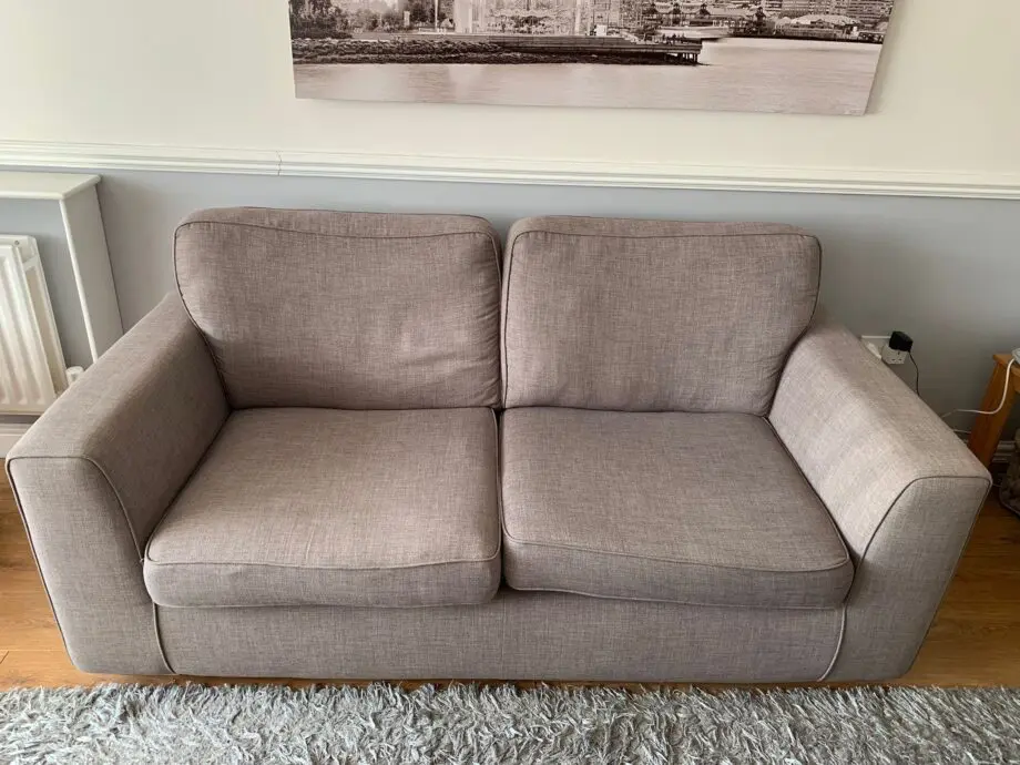 Dfs 3 seater sofa removable covers cushion is foam filled. It’s the same range as Kian on the dfs website