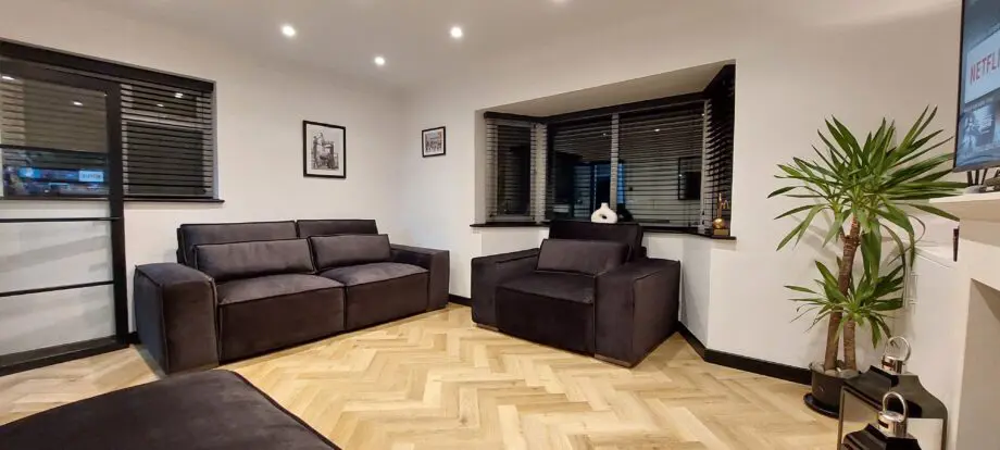 Sofa Clubs Broadgate Range Iron Mountain