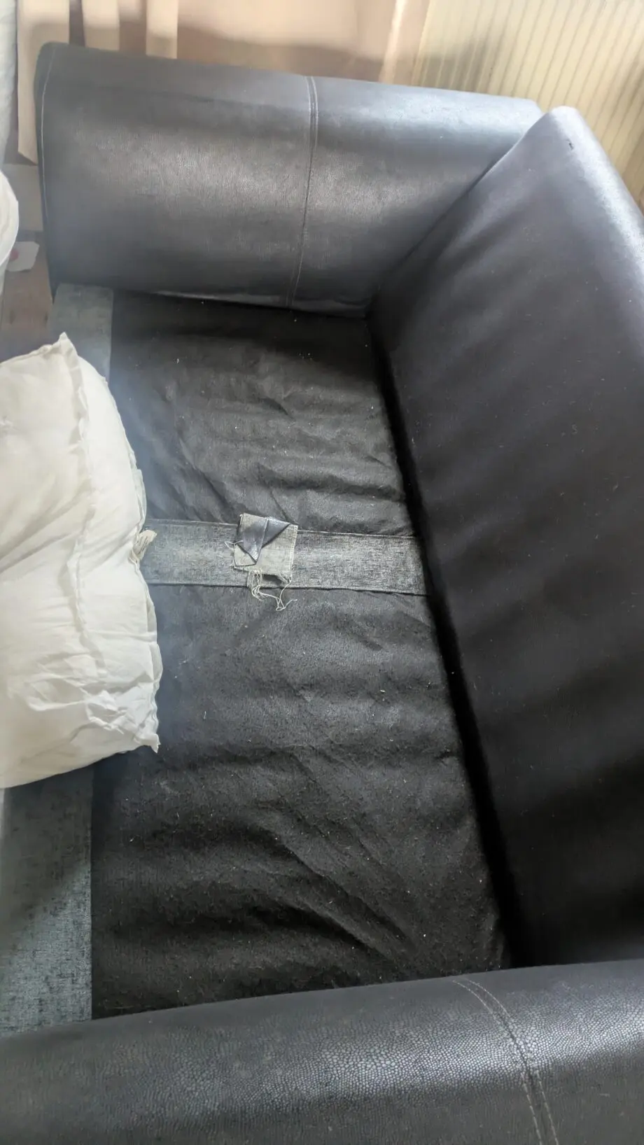 3x2 setter sofa in good condition no rips