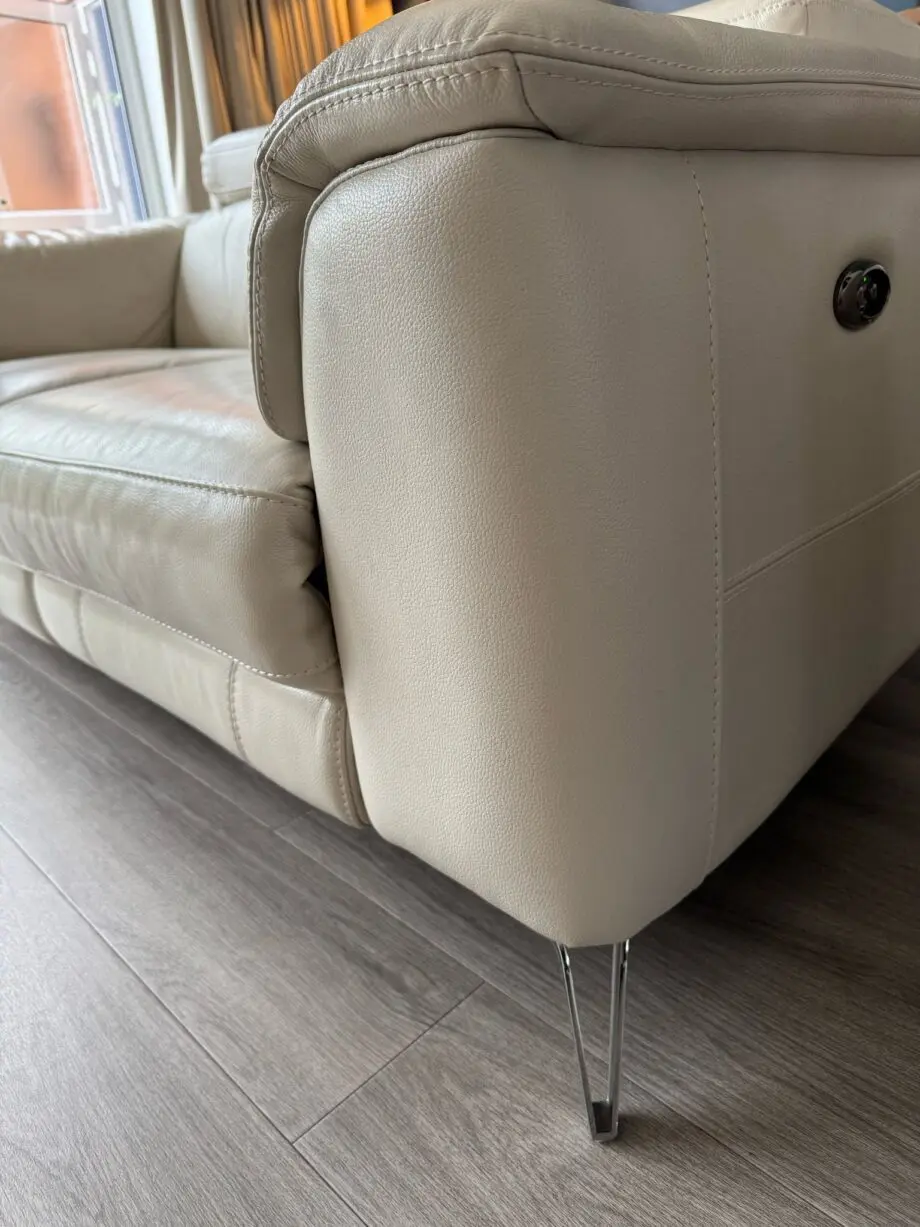 DFS 2 x TAHITI LEATHER SOFAS ONE POWER RECLINER IN FOSSIL