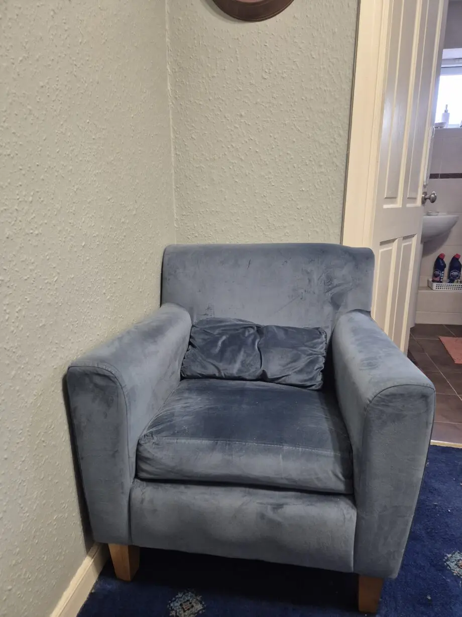Oak furniture land Blue 3 seater and 2 chairs