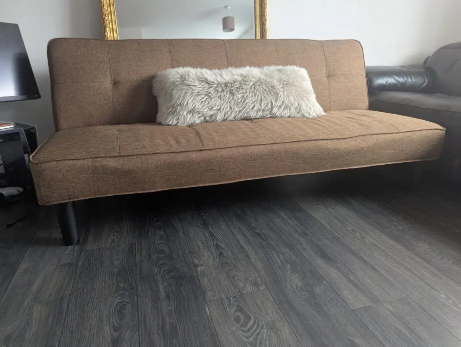 3 seater armelss sofabed