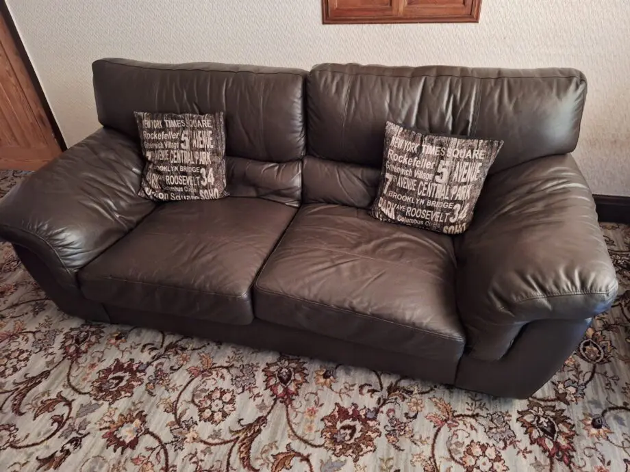 2+4 sofas