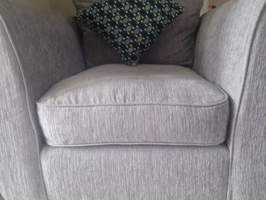 SCS -Grey chair with cushion