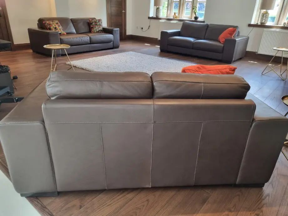 Natuzzi 2 seater in brown leather