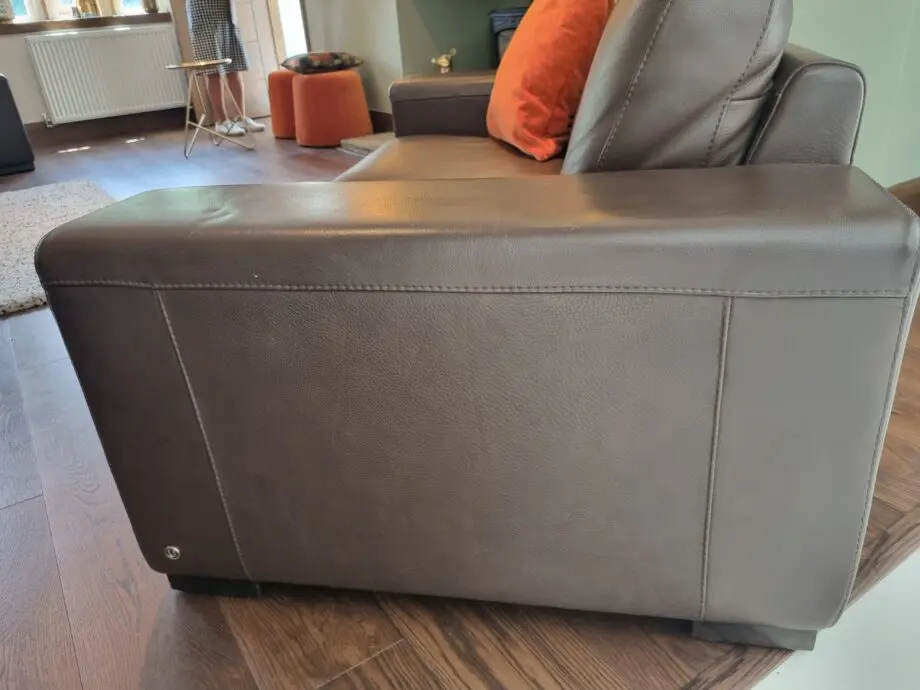 Natuzzi 2 seater in brown leather