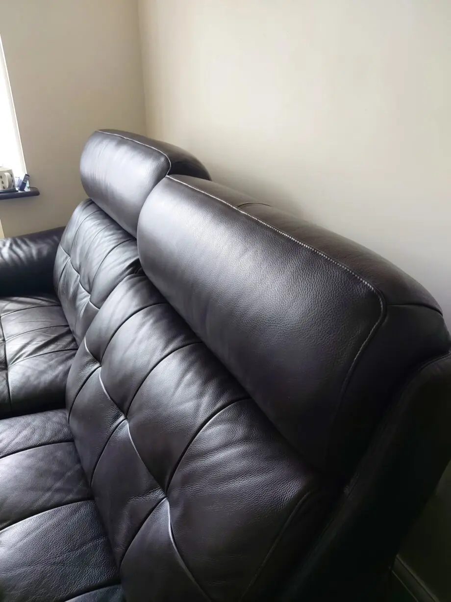 Rockville leather recliner and head tilt Layzboy sofa