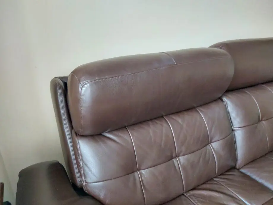 Rockville leather recliner and head tilt Layzboy sofa