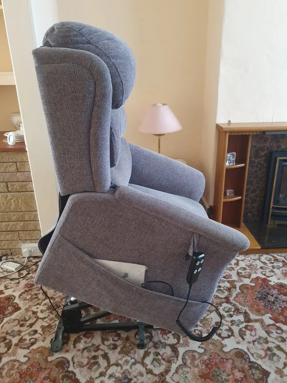 Hamble & Heddon Grey Rise and Recline