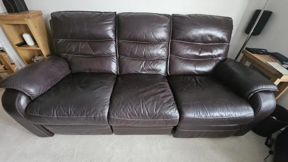 Brown leather 3 piece suite (Electric Recliner 3 Seater, 2 Seater & Footstool)