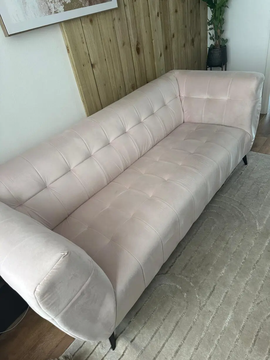 Pink sofa set