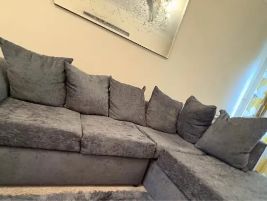 4 seater L shape sofa