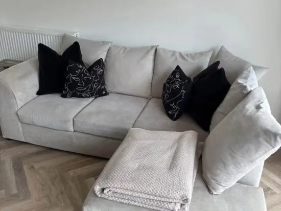 4 seater L shape sofa
