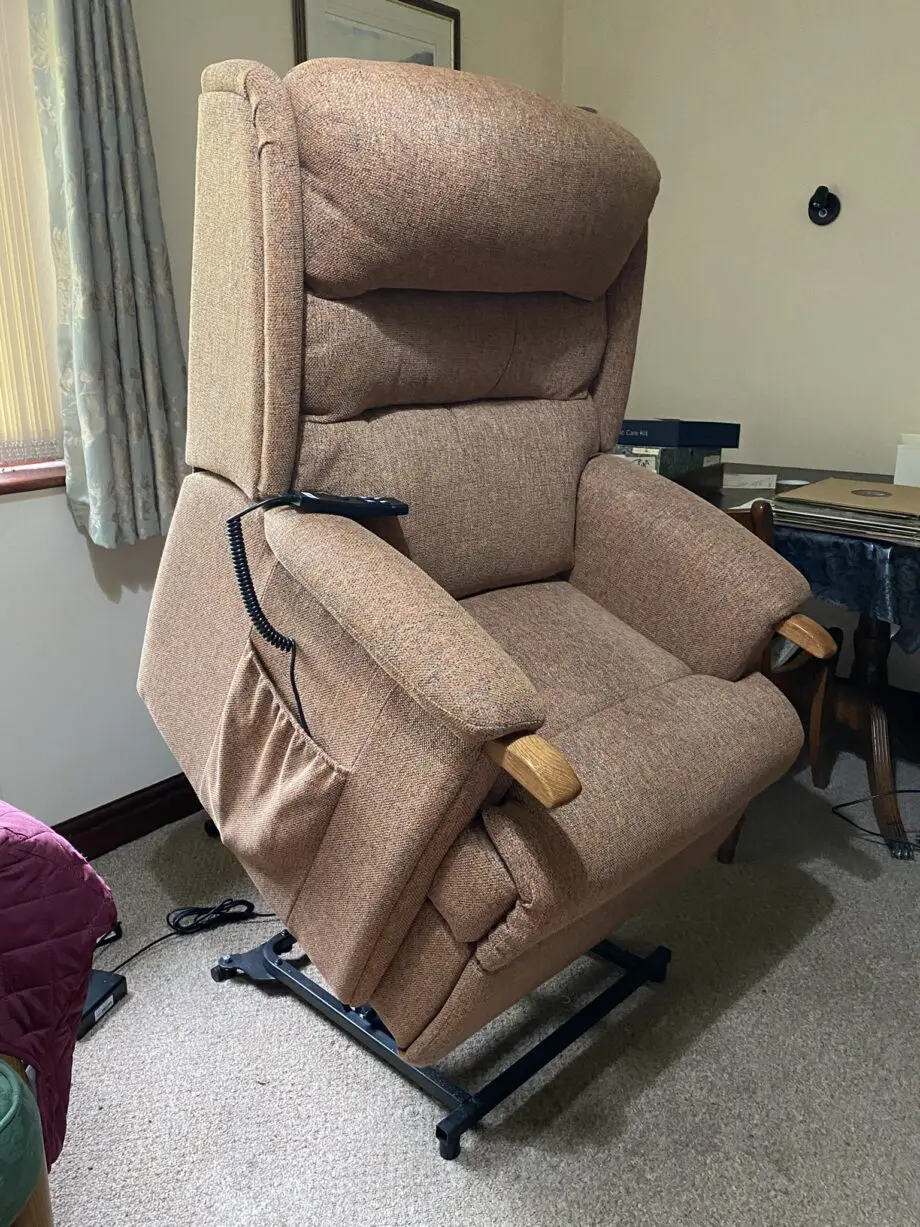 HSL RIPLEY GRANDE DUAL MOTOR RISE AND RECLINER CHAIR