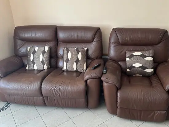 Lazy boy Leather sofas ( 3pcs)