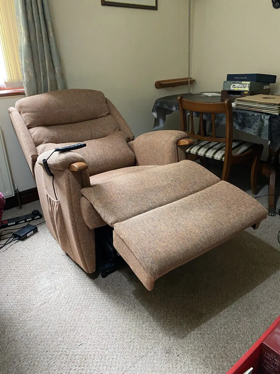 HSL RIPLEY GRANDE DUAL MOTOR RISE AND RECLINER CHAIR