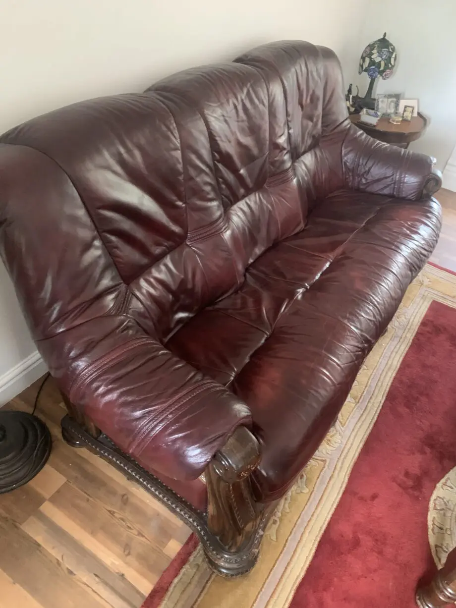 Chesterfields direct genuine leather “Sherwood” sofa. Three seater.