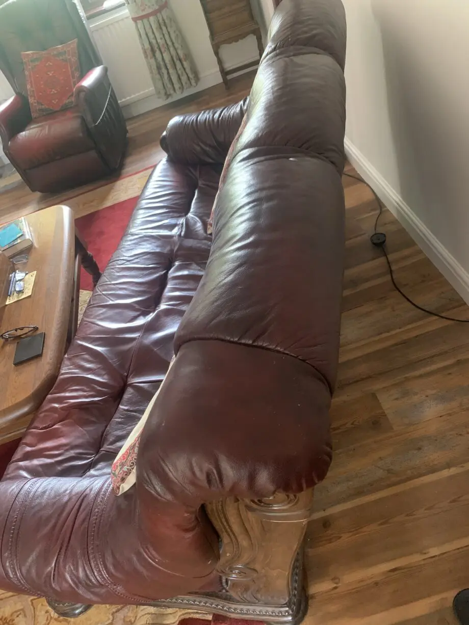 Chesterfields direct genuine leather “Sherwood” sofa. Three seater.