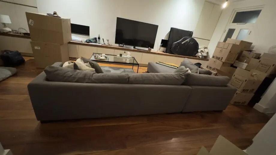 Large modular sofa with right side chaise