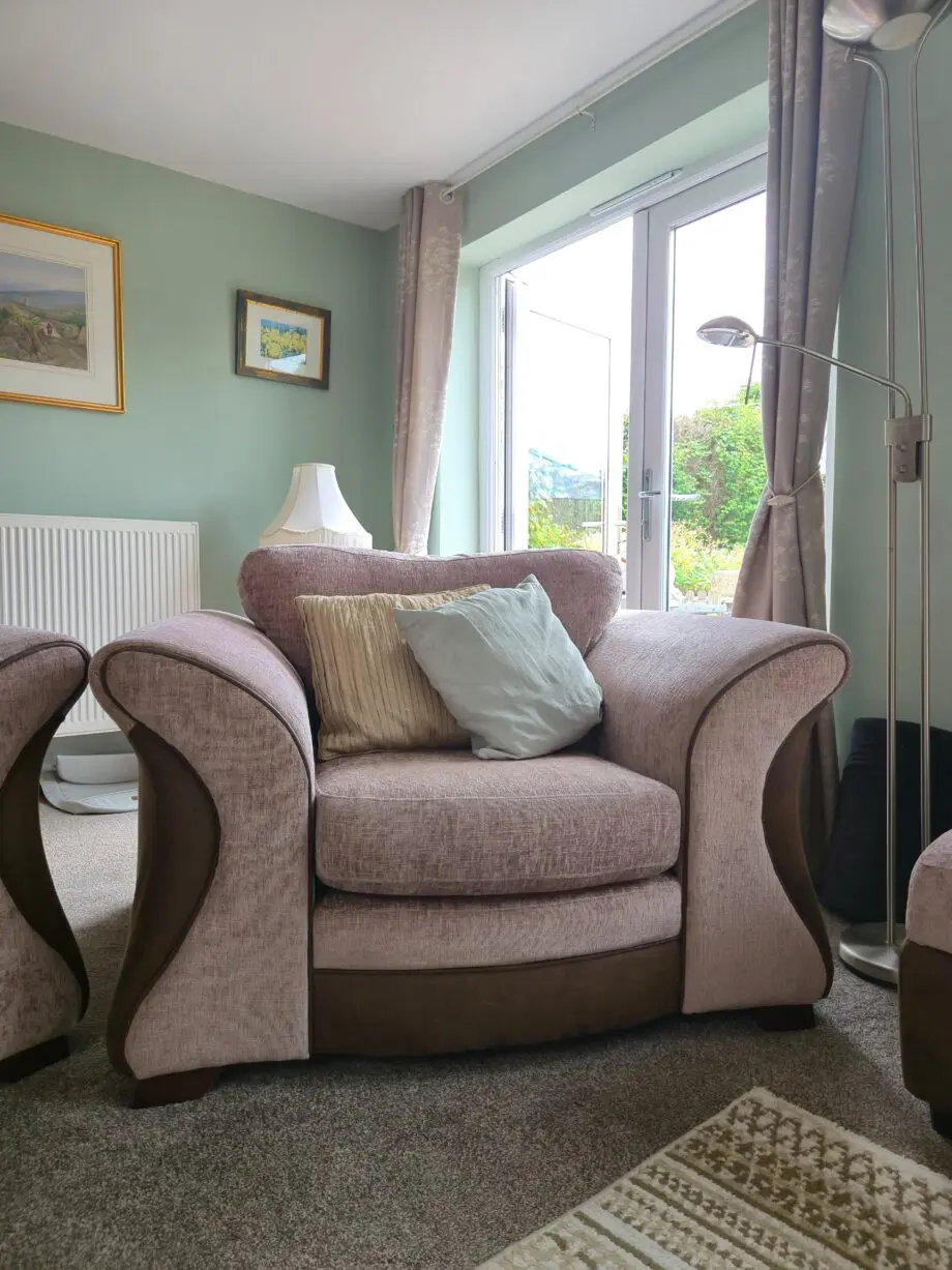 DFS Camden Formal Four-Piece Suite