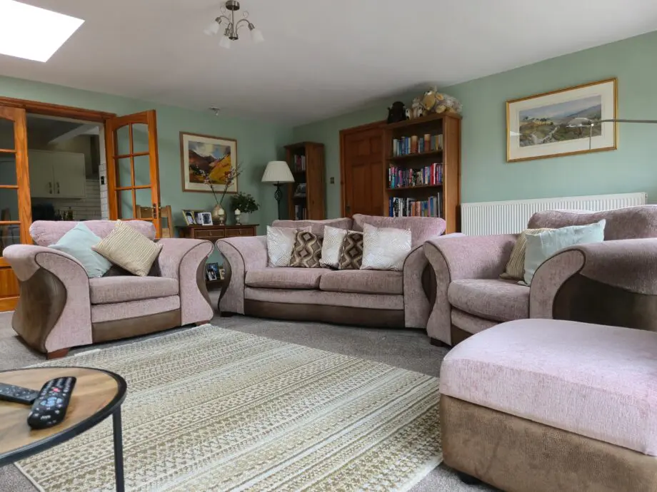 DFS Camden Formal Four-Piece Suite