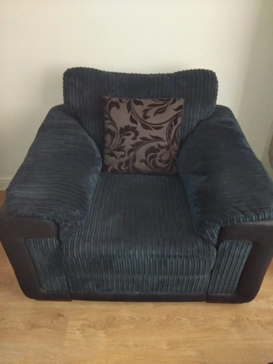 DFS Sofa Set