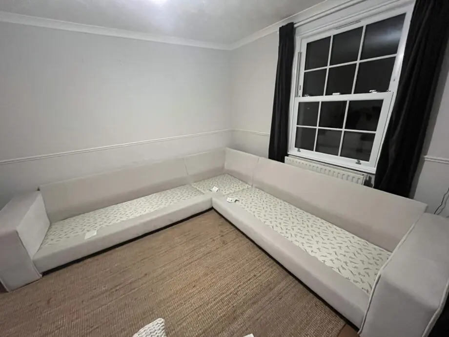 White 7 seater joules Gilmorton corner sofa