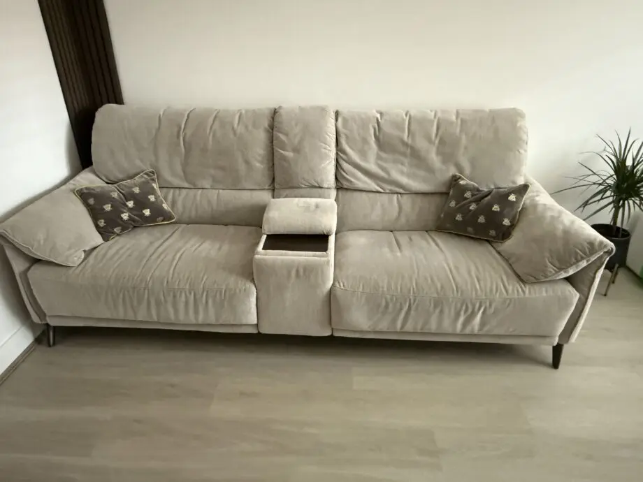 Dfs recliner