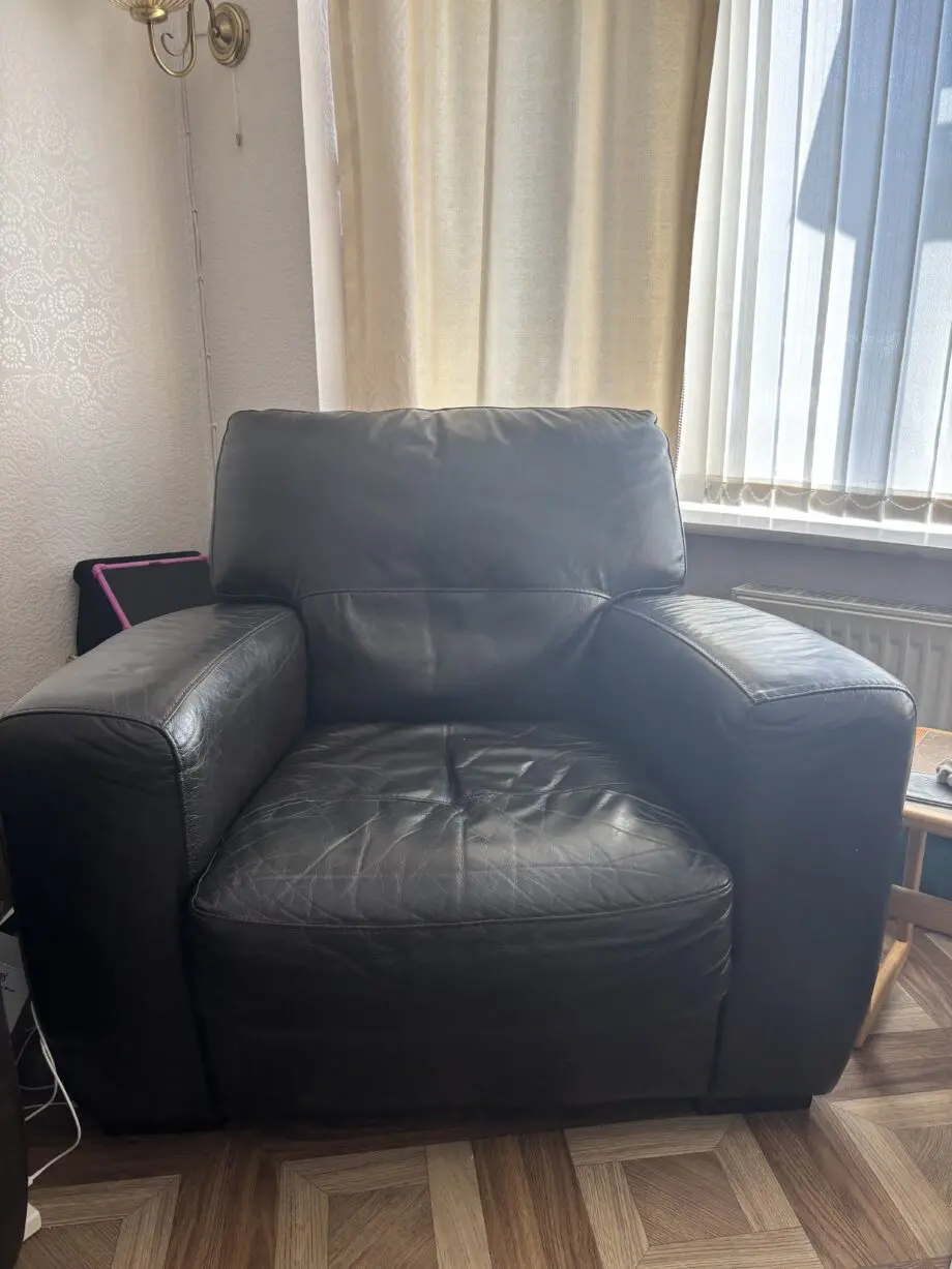 Annetts Dark Brown Leather 3 Piece Suite