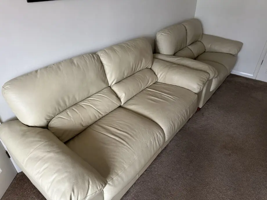 Harvey’s 100% leather cream sofa set 3+2