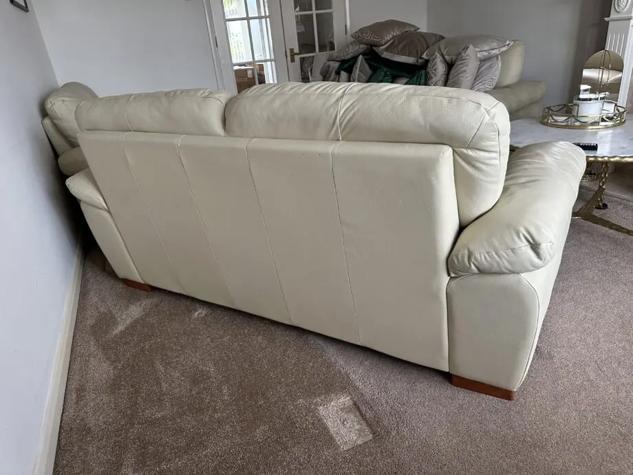 Harvey’s 100% leather cream sofa set 3+2