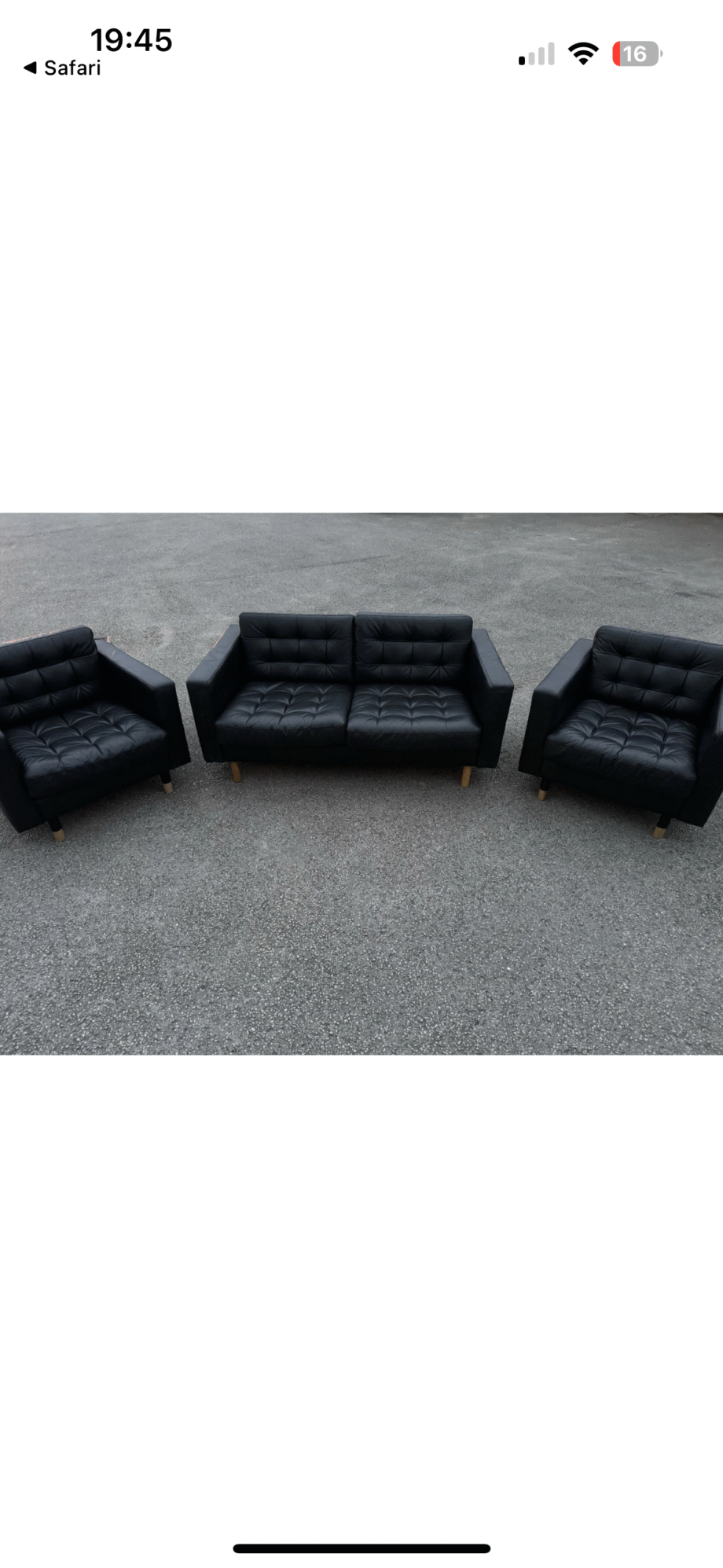 2 setter and 2 chairs