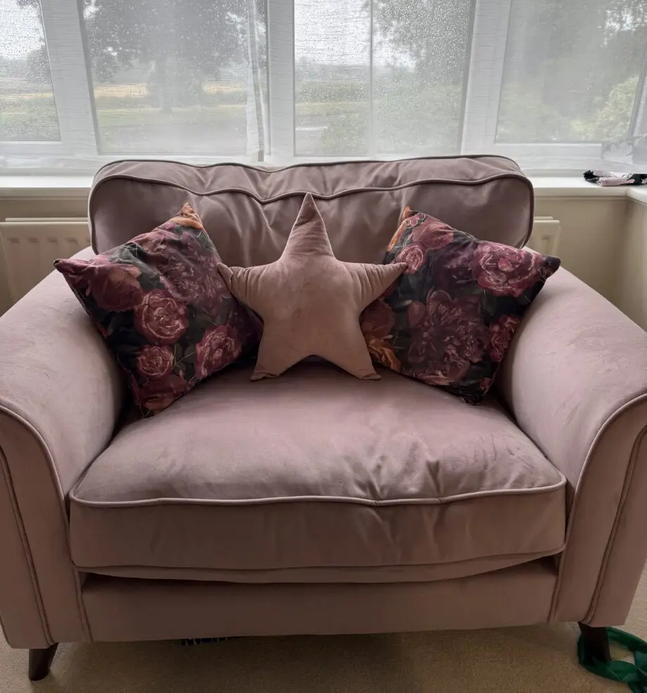 SCS Bloom Fibre Love chair