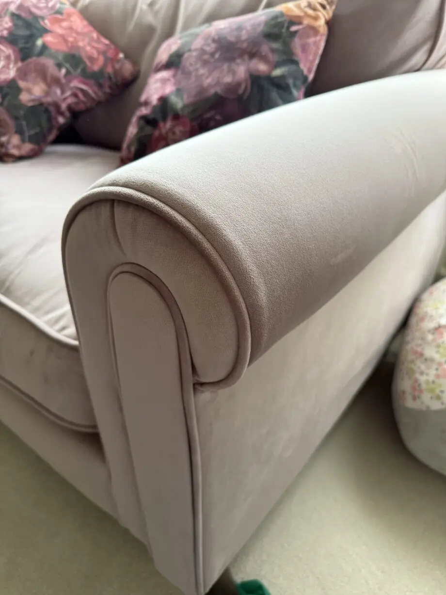 SCS Bloom Fibre Love chair