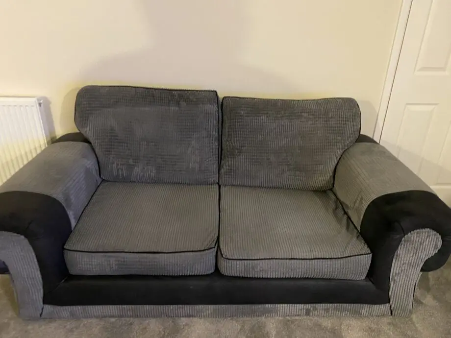 3 & 2 sester sofas