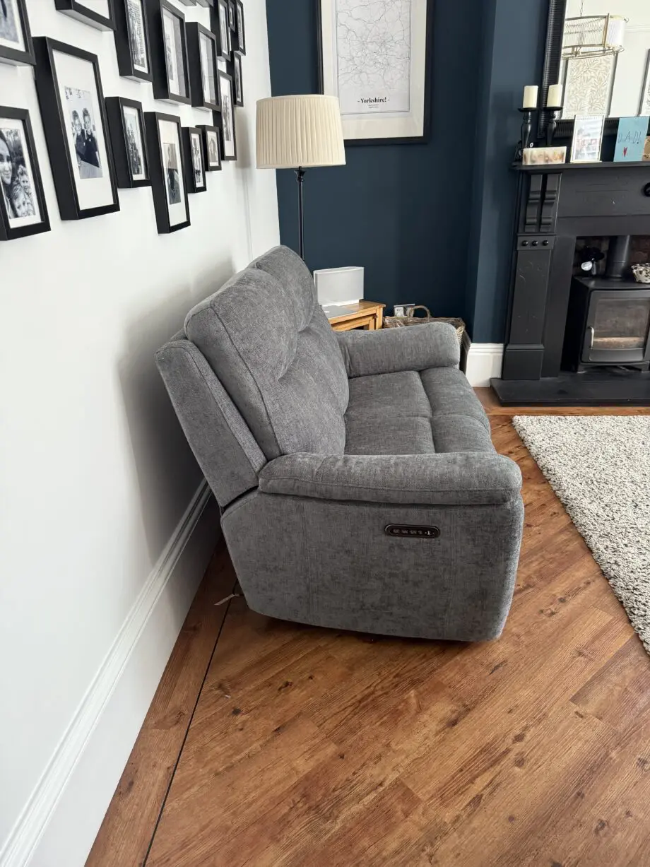 SCS recliner sofa