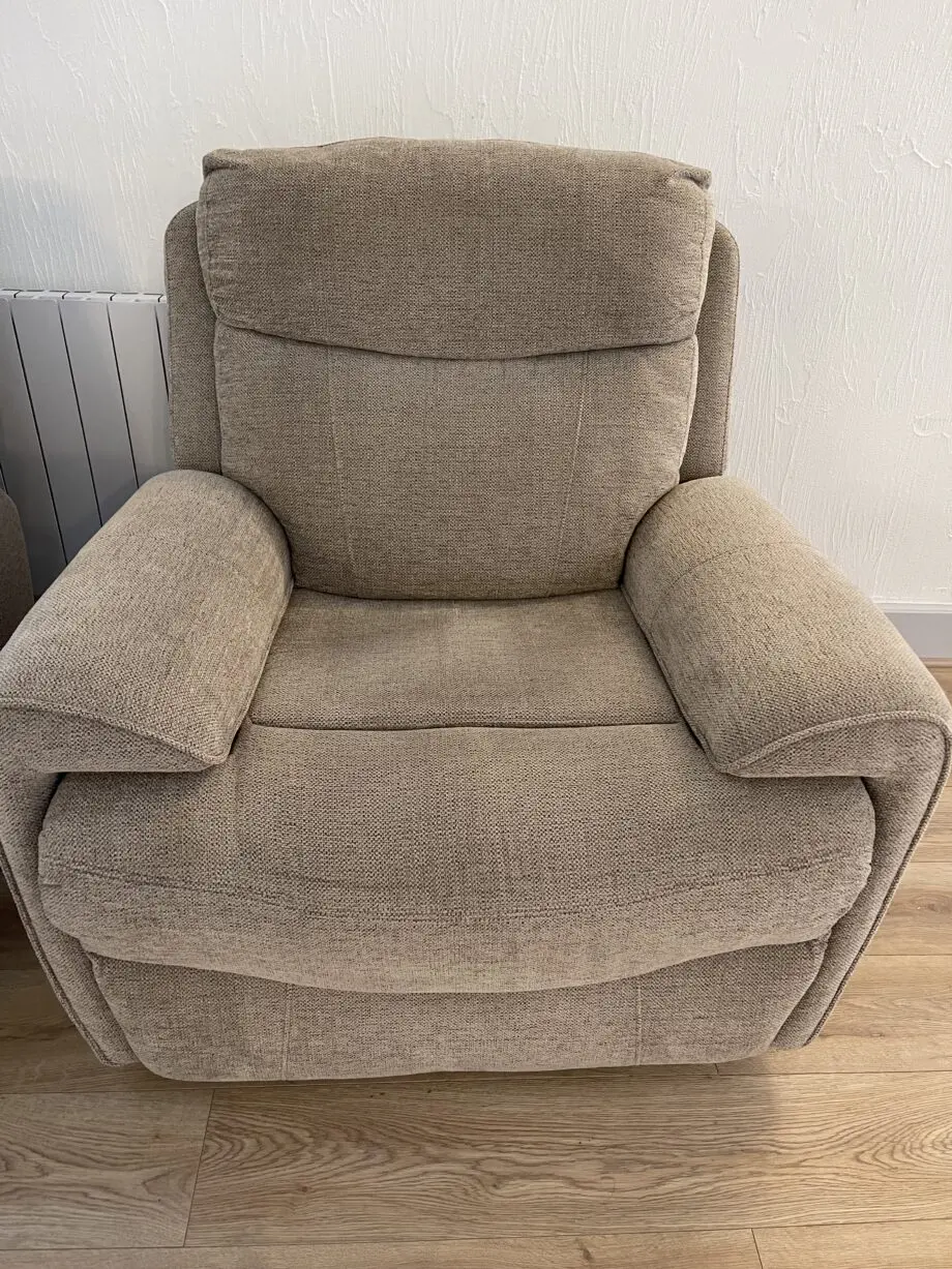 Pair of Electric Recliner Chairs