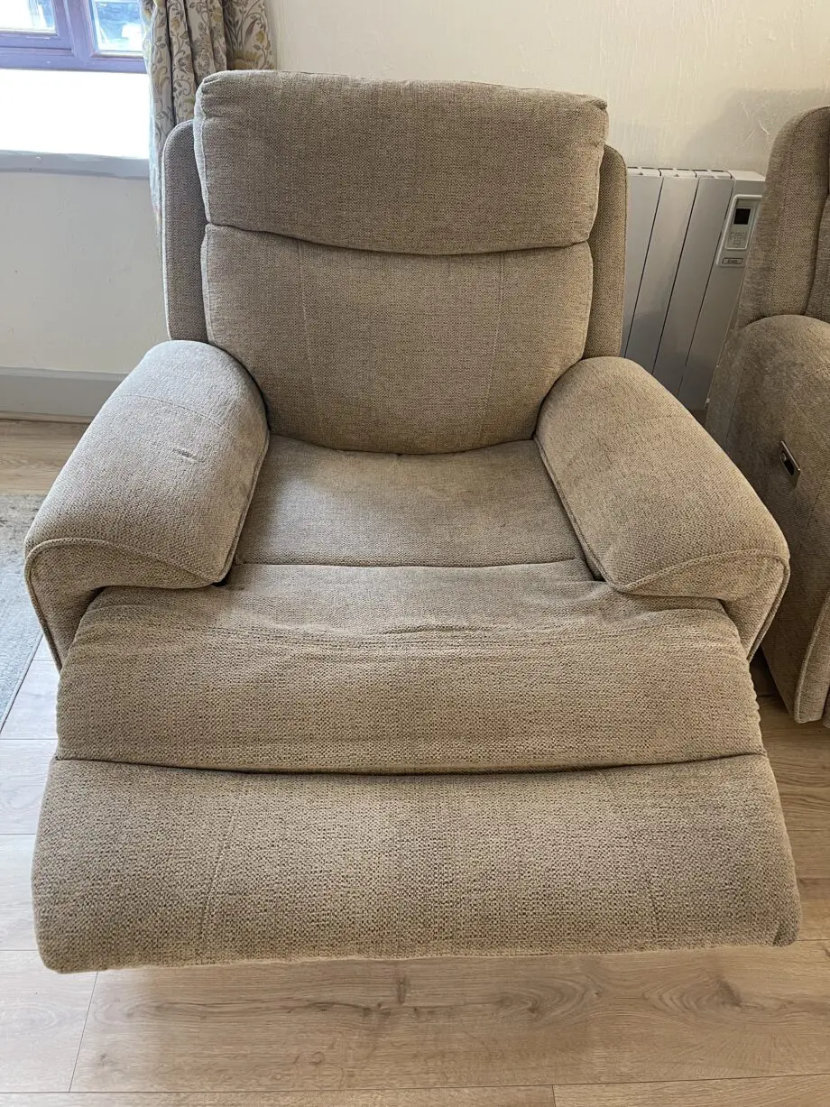 Pair of Electric Recliner Chairs