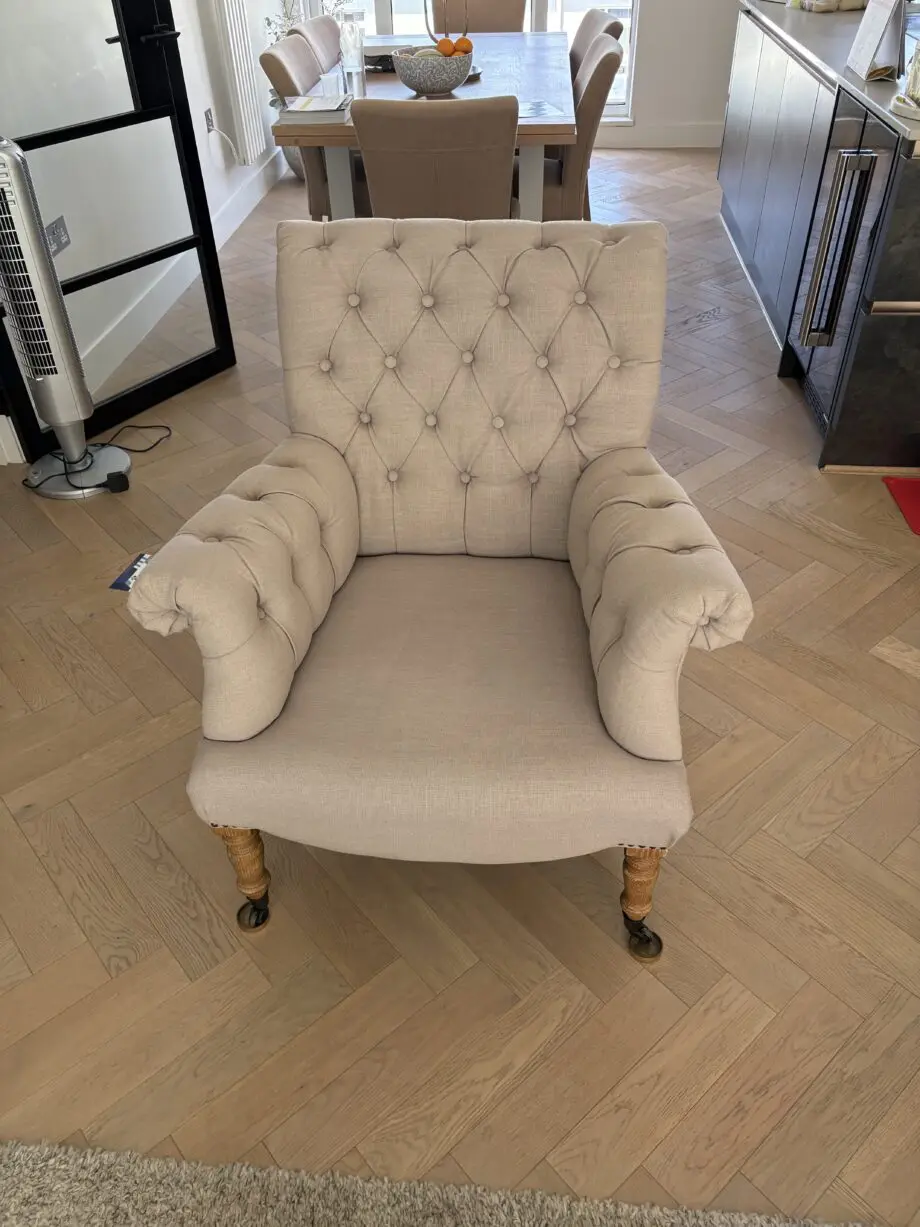 One.world oatmeal arm chair