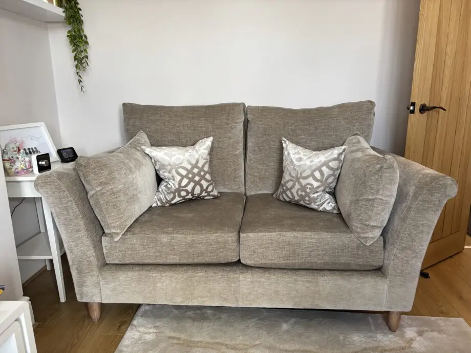 Large 2 Seater Settee x 2 and Footstools x 2