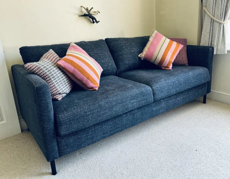 Minimalist Sits Felix 4-Seater Dark Blue Sofabed In Excellent Condition