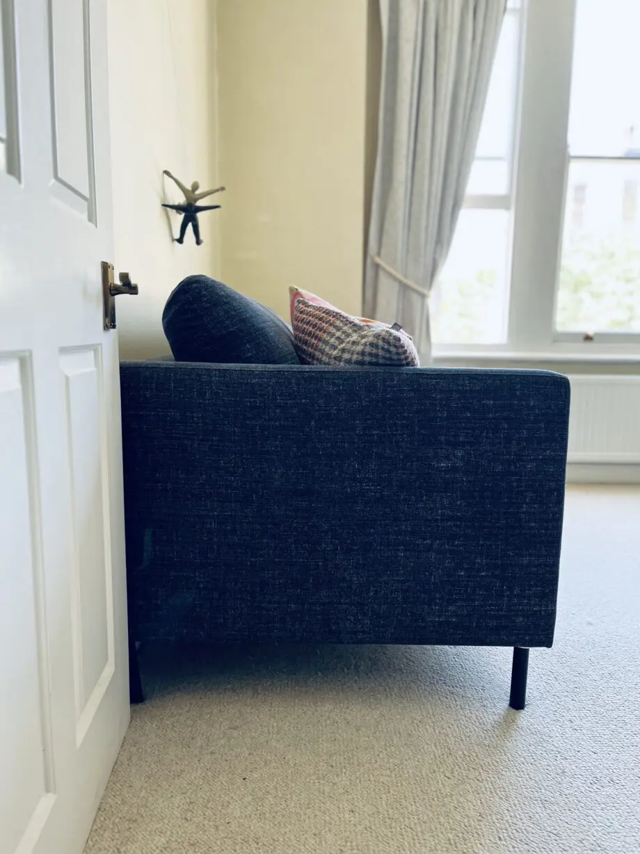 Minimalist Sits Felix 4-Seater Dark Blue Sofabed In Excellent Condition