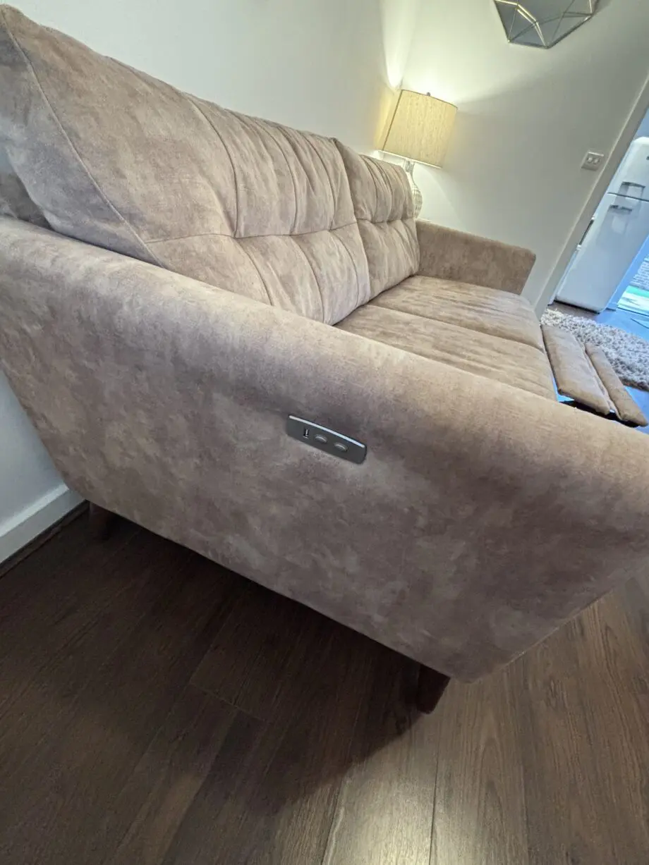DFS - French connection - Tan/Biege recliner sofa set