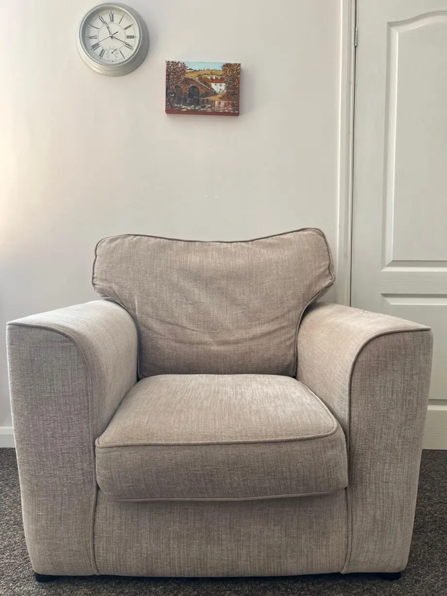 3 seater and 1 seater comfy beige sofa set