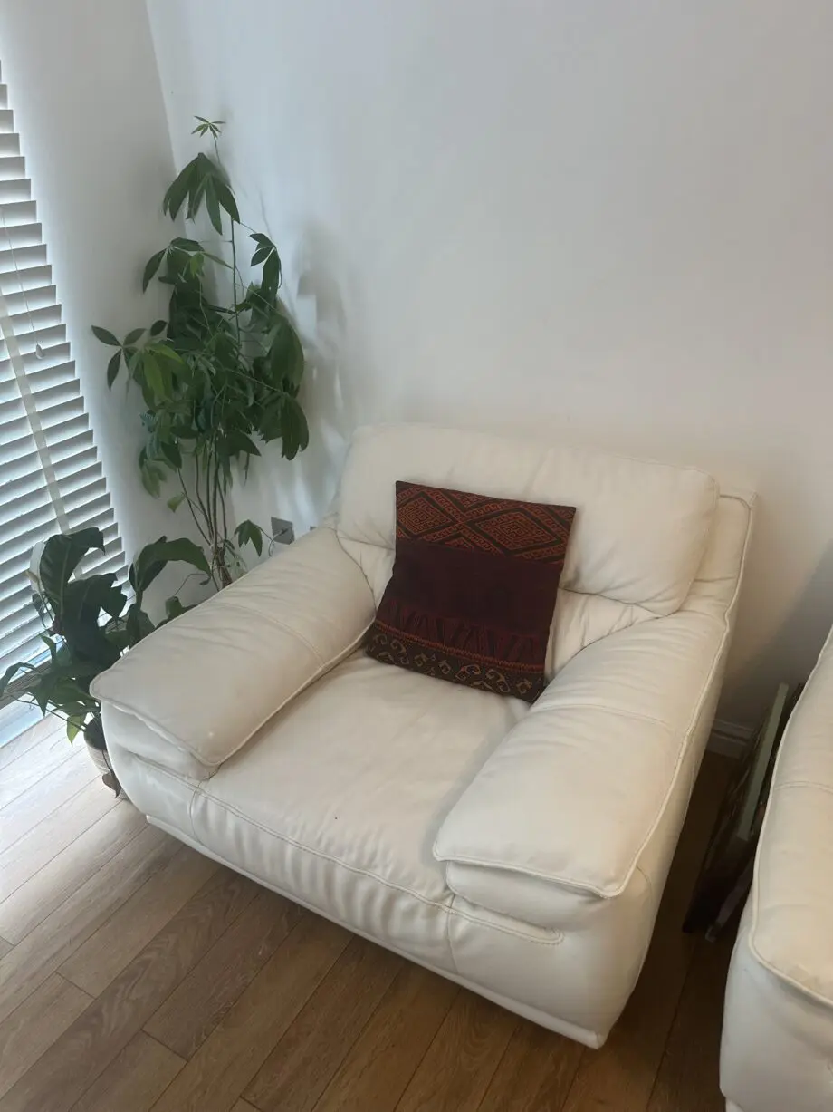 Violino Italian Leather Sofa Chair