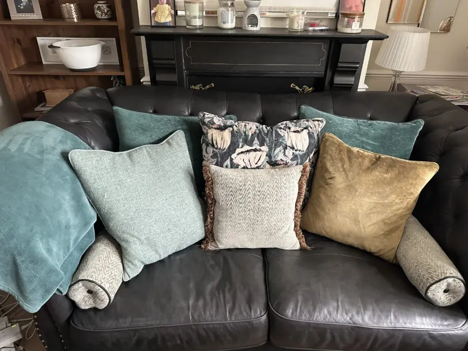 Sofology charcoal Persia 4 seater and 3 seater chesterfield back sofas.