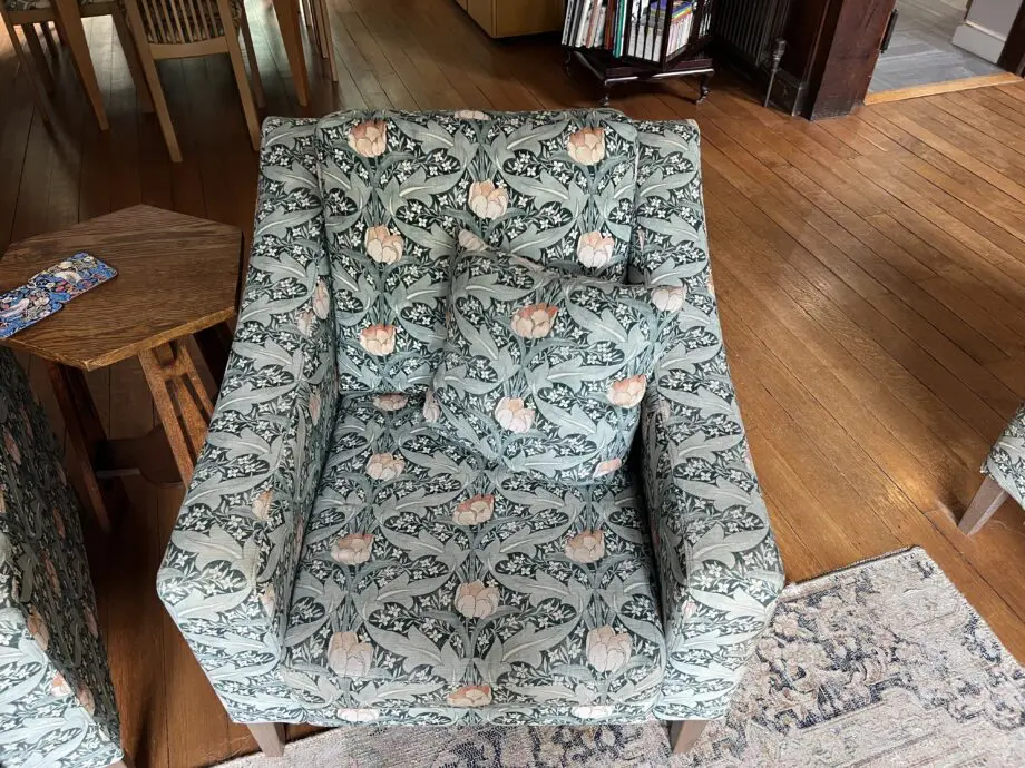 Heal’s Richmond 2 seater sofa and 2 armchairs, Tulip & Jasmine, Teal material.