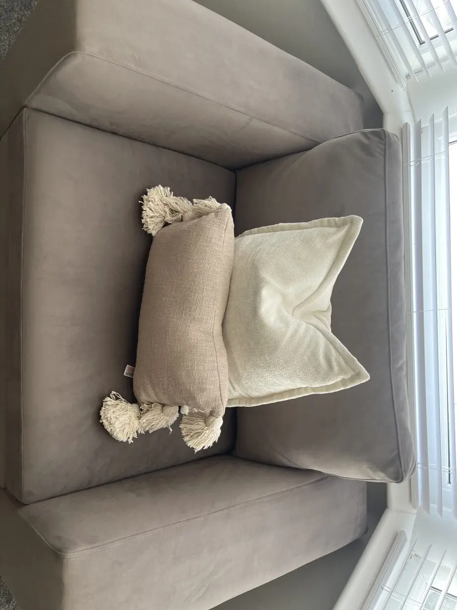 Dfs corner sofa set brand new condition